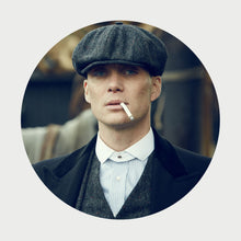 Afbeelding in Gallery-weergave laden, Peaky Blinders - Tommy Shelby Smoking 2